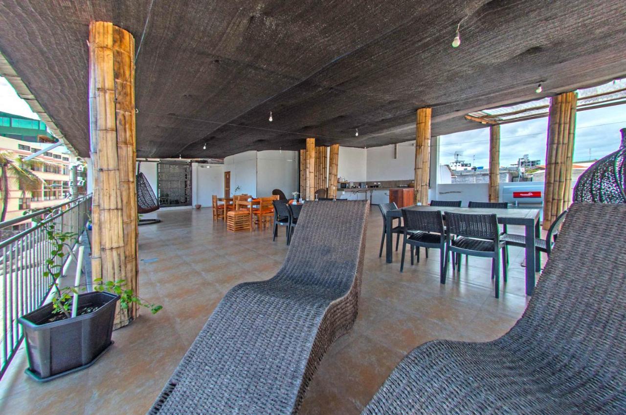 Hostal Costa Del Pacifico プエルトアヨラ エクステリア 写真