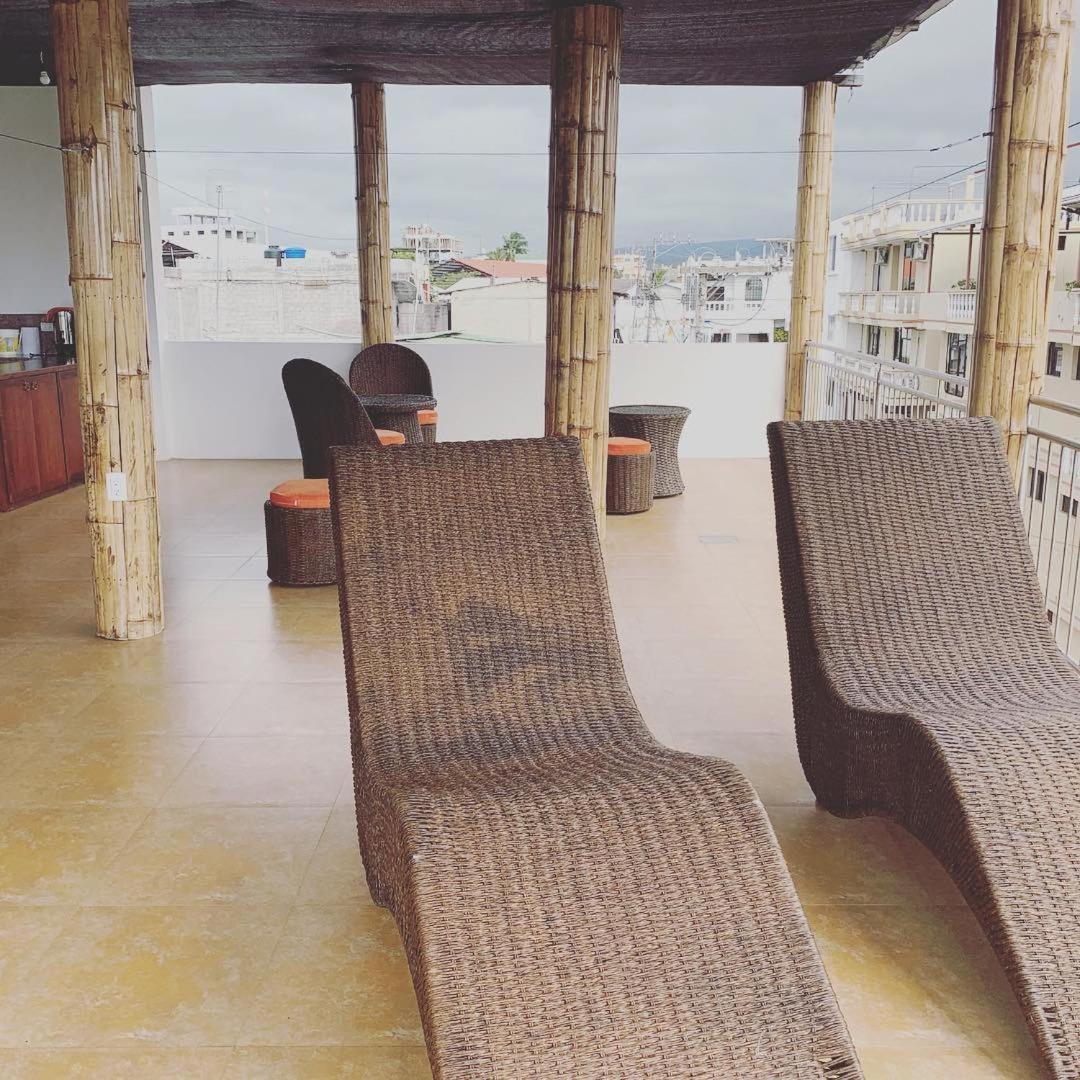 Hostal Costa Del Pacifico プエルトアヨラ エクステリア 写真